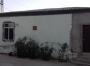 Satılır 3 otaqlı 120 m2 həyət evi Çiçək