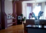 Satılır 5 otaqlı 180 m2 yeni tikili Şəki