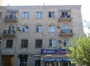 Satılır 2 otaqlı 60 m2 köhnə tikili Space TV