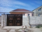 Satılır 4 otaqlı 1100 m2 həyət evi Bakıxanov