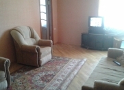 İcarəyə verilir 3 otaqlı 60 m2 köhnə tikili Hüseyn Cavid parkı