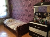 Satılır 4 otaqlı 100 m2 köhnə tikili Bakıxanov