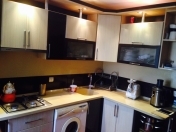 Satılır 4 otaqlı 80 m2 köhnə tikili Hüseyn Cavid parkı