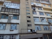 Satılır 2 otaqlı 60 m2 köhnə tikili Ayna Sultanova heykəli