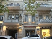 Satılır 3 otaqlı 80 m2 köhnə tikili Nizami m.