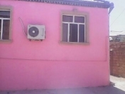 Satılır 4 otaqlı 500 m2 həyət evi Nübar