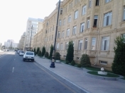 İcarəyə verilir 3 otaqlı 90 m2 yeni tikili Gənclik m.