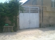 Satılır 11 otaqlı 258 m2 həyət evi Y.Ramana