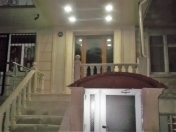 Satılır 3 otaqlı 100 m2 obyekt Heydər Əliyev Mərkəzi