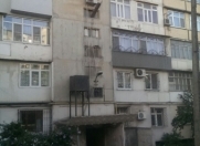 Satılır 4 otaqlı 110 m2 köhnə tikili Montin