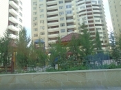 İcarəyə verilir 3 otaqlı 110 m2 yeni tikili Bakı Dövlət Universiteti