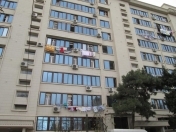 Satılır 3 otaqlı 80 m2 köhnə tikili 8 mkr