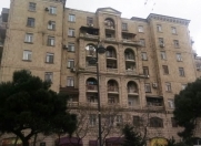 Satılır 3 otaqlı 80 m2 köhnə tikili Nəsimi bazarı