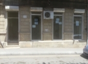 İcarəyə verilir 2 otaqlı 120 m2 obyekt Bakı