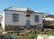 Satılır 4 otaqlı 100 m2 həyət evi Ayna Sultanova heykəli