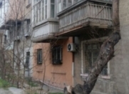 Satılır 3 otaqlı 85 m2 köhnə tikili Beşmərtəbə