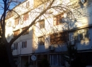 Satılır 3 otaqlı 74 m2 köhnə tikili Qələbə dairəsi