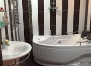 Satılır 4 otaqlı 178 m2 yeni tikili Tibb Universiteti