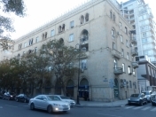 İcarəyə verilir 3 otaqlı 78 m2 köhnə tikili İçəri Şəhər m.