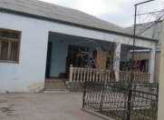 İcarəyə verilir 3 otaqlı 130 m2 həyət evi Əhmədli
