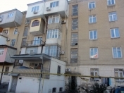 Satılır 4 otaqlı 80 m2 köhnə tikili Heydər Əliyev Mərkəzi