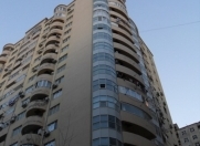 Satılır 3 otaqlı 115 m2 yeni tikili İnşaatçılar m.