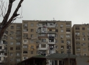 Satılır 4 otaqlı 100 m2 köhnə tikili İnşaatçılar m.