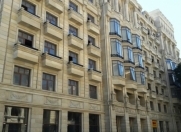 Satılır 4 otaqlı 132 m2 yeni tikili Nəriman Nərimanov m.