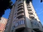 İcarəyə verilir 3 otaqlı 105 m2 yeni tikili İnşaatçılar m.