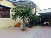 Satılır 4 otaqlı 180 m2 həyət evi Bakıxanov