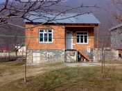 Satılır 1 otaqlı 35 m2 bağ evi Qax