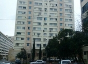 Satılır 3 otaqlı 60 m2 köhnə tikili 8 mkr