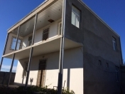 Satılır 6 otaqlı 400 m2 yeni tikili Ramana