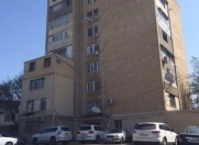 Satılır 3 otaqlı 72 m2 köhnə tikili 3 mkr