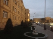 İcarəyə verilir 2 otaqlı 45 m2 köhnə tikili ADA universiteti