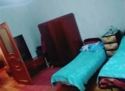 Satılır 5 otaqlı 4 m2 köhnə tikili Y.Suraxanı