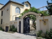 Satılır 6 otaqlı 500 m2 həyət evi 8 mkr