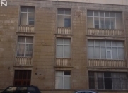 İcarəyə verilir 65 otaqlı 2000 m2 ofis ABŞ səfirliyi