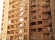 Satılır 3 otaqlı 130 m2 yeni tikili Neapol dairəsi