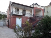 Satılır 6 otaqlı 200 m2 həyət evi Badamdar