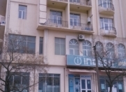 İcarəyə verilir 3 otaqlı 158 m2 ofis 8 km