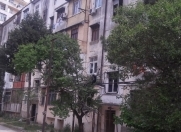 Satılır 3 otaqlı 70 m2 köhnə tikili 5 mkr