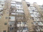 Satılır 3 otaqlı 80 m2 köhnə tikili Nizami m.
