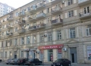 Satılır 4 otaqlı 115 m2 köhnə tikili Gənclik m.