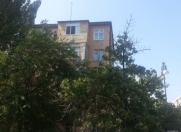 Satılır 2 otaqlı 48 m2 köhnə tikili 2 mkr