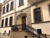 İcarəyə verilir 3 otaqlı 120 m2 köhnə tikili İçəri Şəhər m.