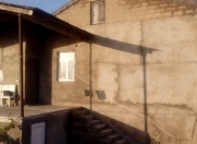 Satılır 7 otaqlı 180 m2 həyət evi Buzovna