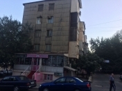 Satılır 2 otaqlı 40 m2 köhnə tikili Zərifə Əliyeva adına park