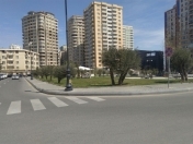 Satılır 3 otaqlı 75 m2 köhnə tikili Elmlər Akademiyası m.