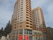 Satılır 4 otaqlı 140 m2 yeni tikili Elmlər Akademiyası m.
